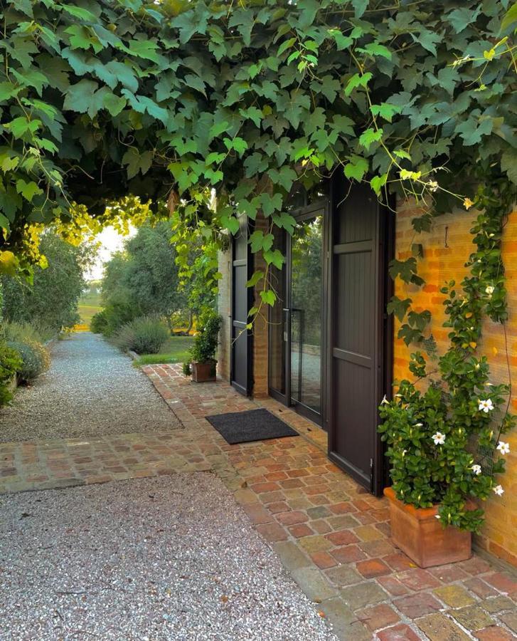 Solea Relais Di Charme- Adults Only Guest House Trecastelli Luaran gambar