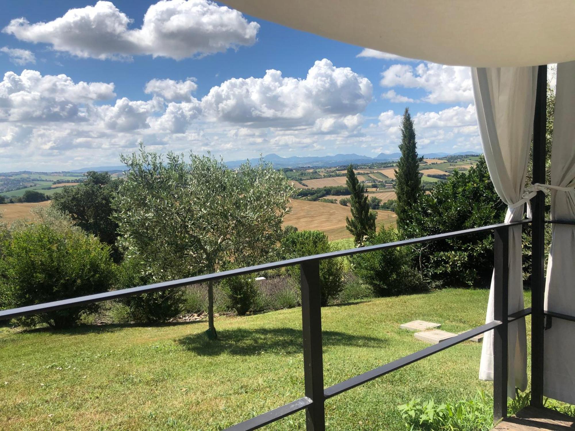Solea Relais Di Charme- Adults Only Guest House Trecastelli Luaran gambar