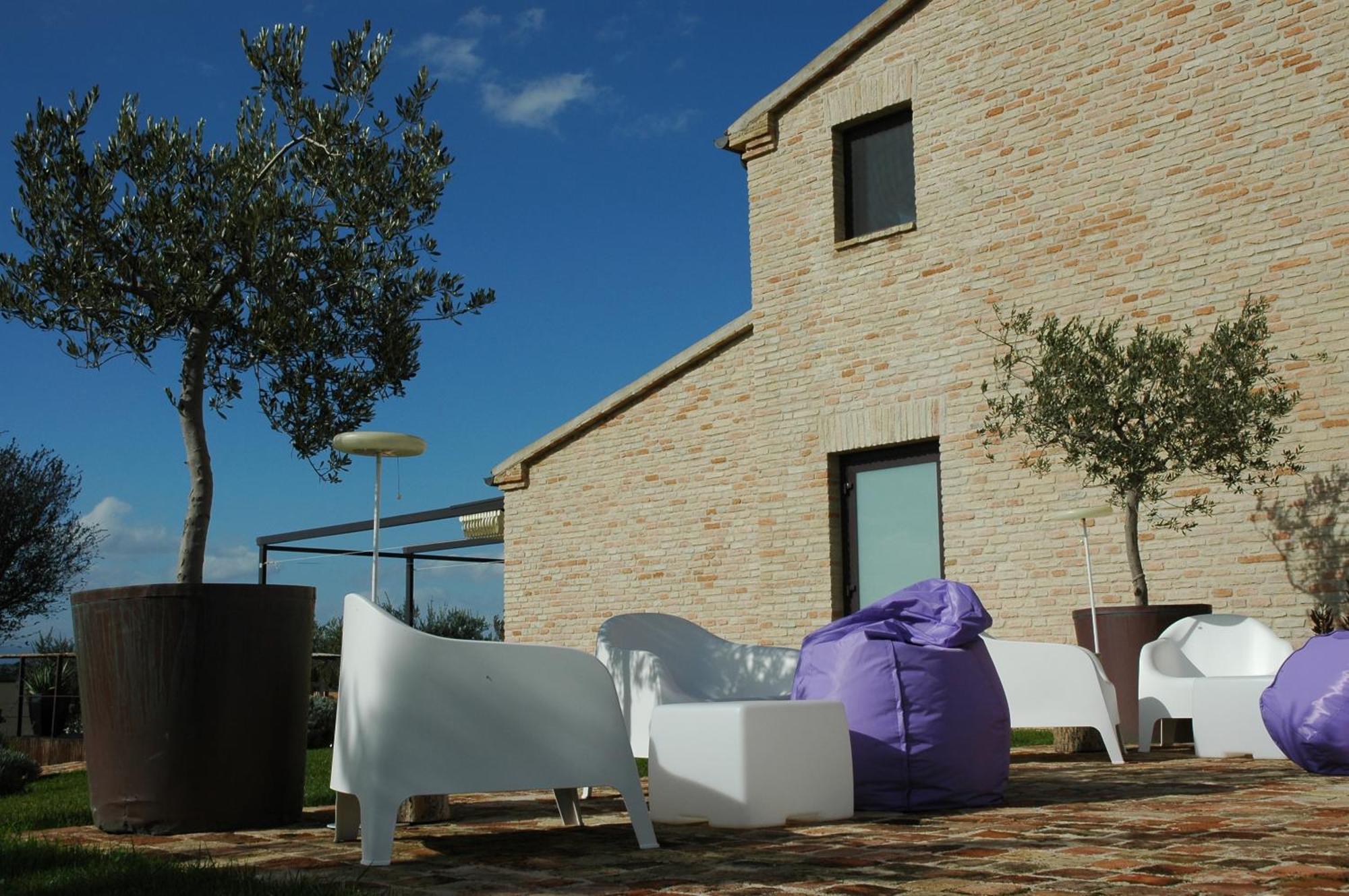 Solea Relais Di Charme- Adults Only Guest House Trecastelli Luaran gambar